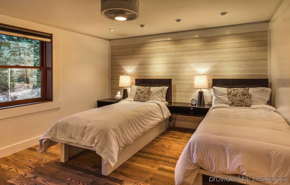 Cedar Crest Cottages Homewood Экстерьер фото