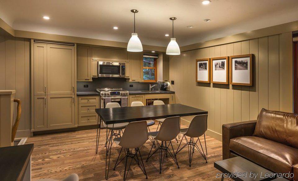 Cedar Crest Cottages Homewood Экстерьер фото