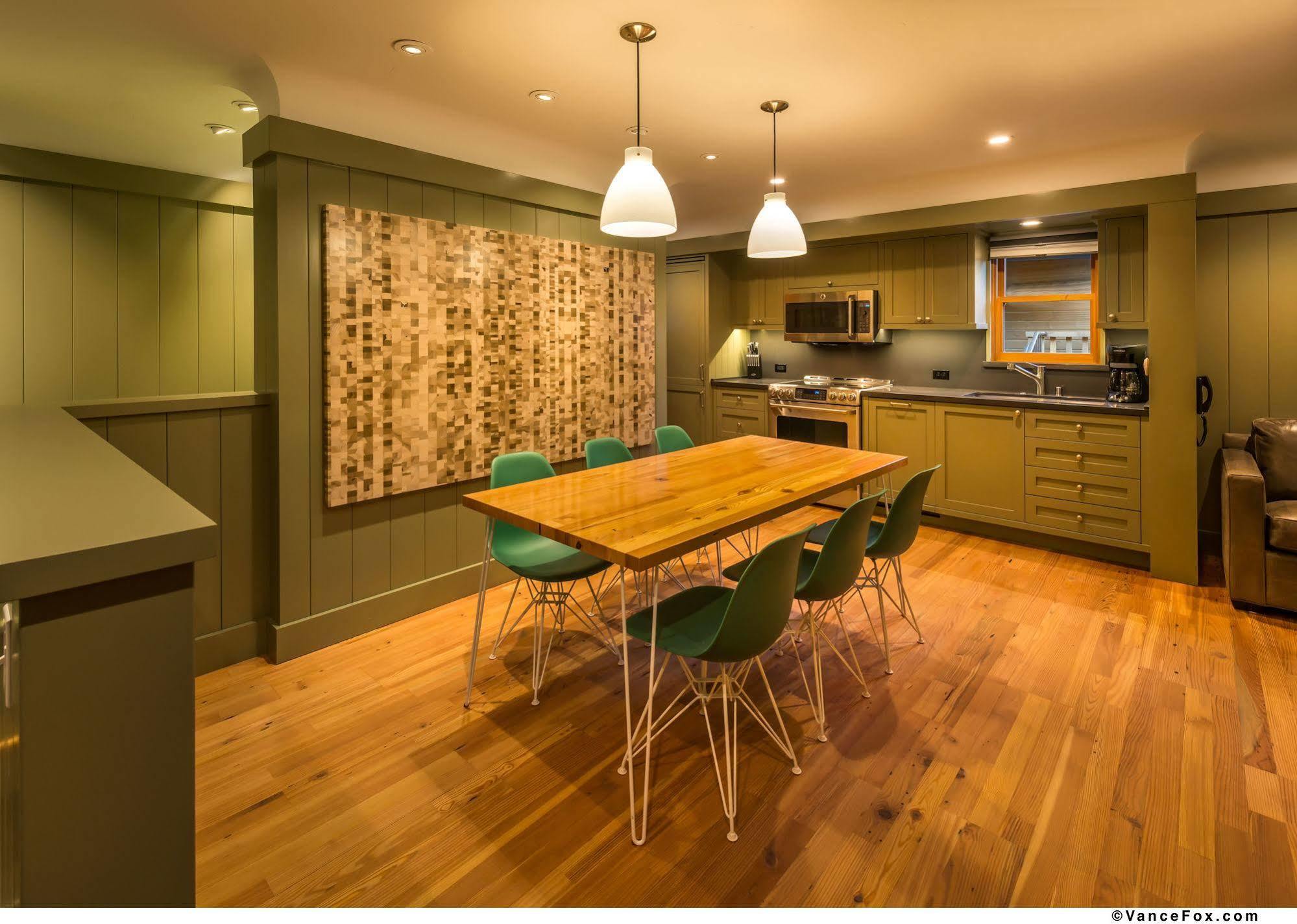 Cedar Crest Cottages Homewood Экстерьер фото