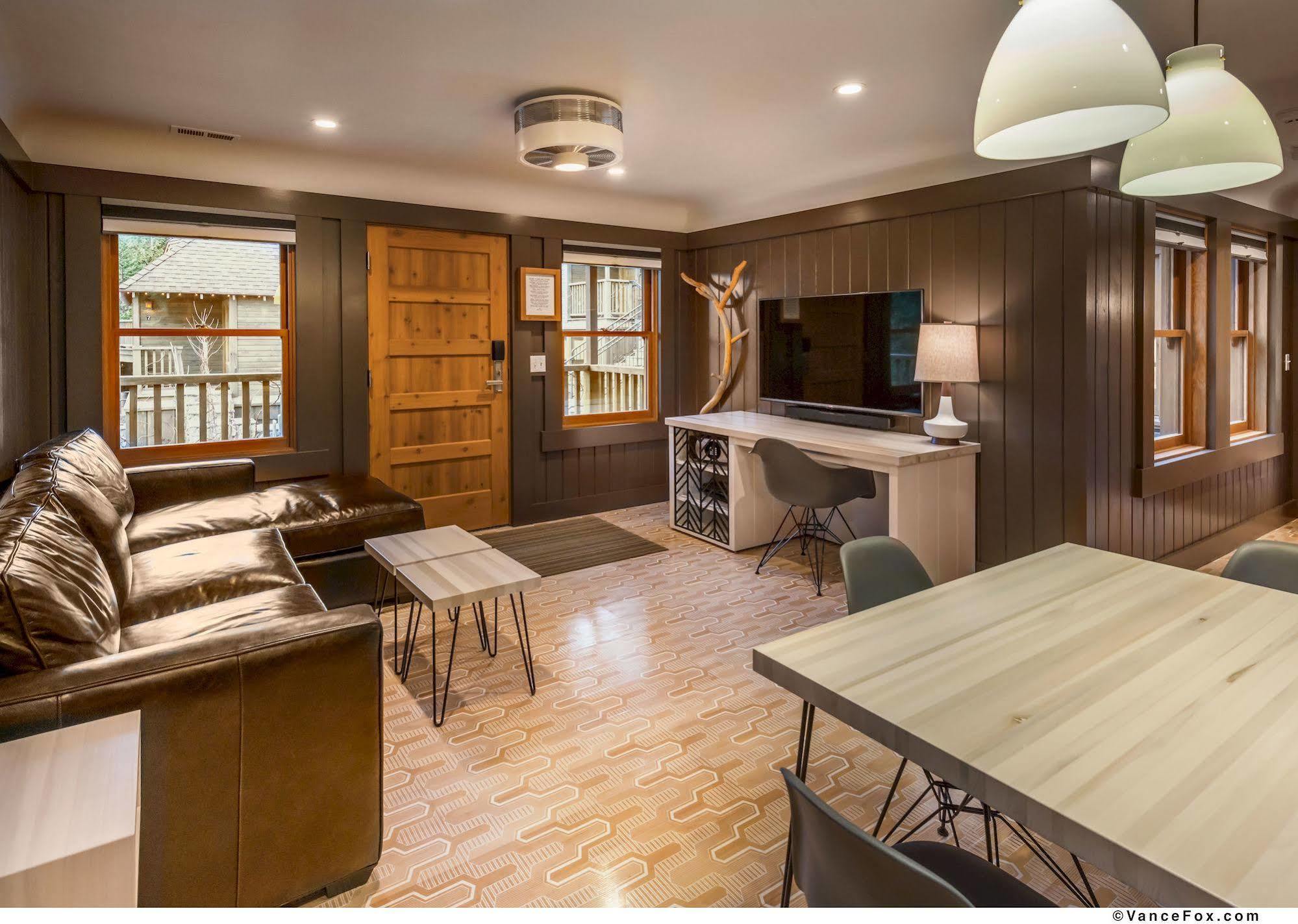 Cedar Crest Cottages Homewood Экстерьер фото